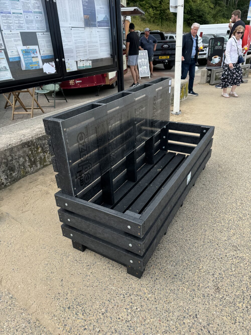 Community Beach Boxes | Plastecowood