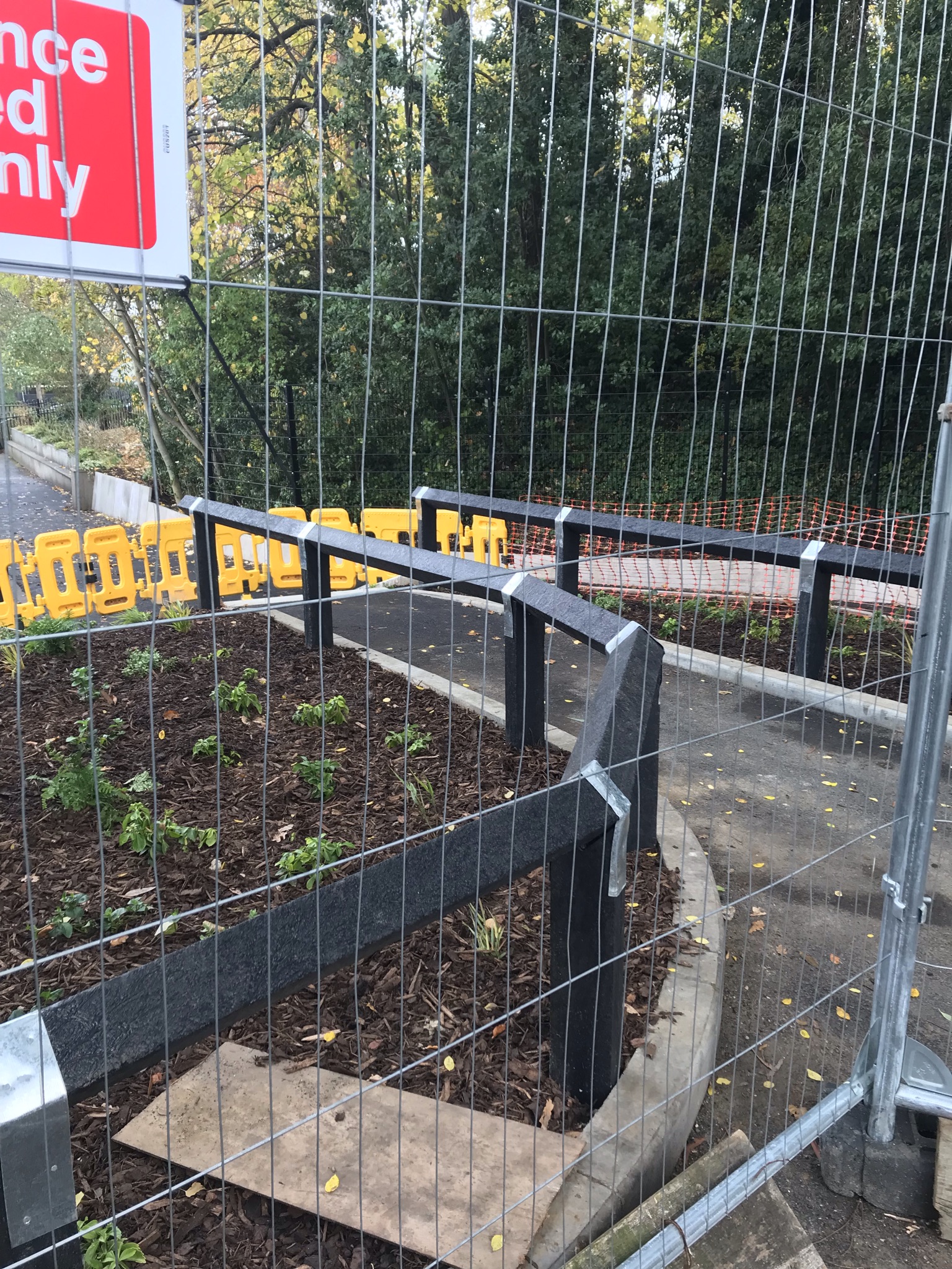 Recycled Plastic Fencing Plastecowood