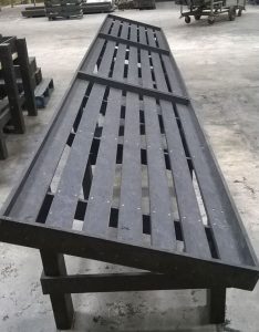 Standard Display Table | Plastecowood